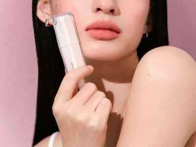 FILA演绎“网球老钱风”美学，HOURGLASS全新四色眼影盘轻松晕染出不同浓淡的妆效｜是日美好时尚