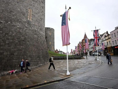 特朗普访英留下三个问题，最后一个很关键