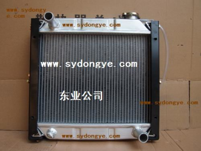 汽车发动机散热器,高效冷却与性能保障的核心部件
