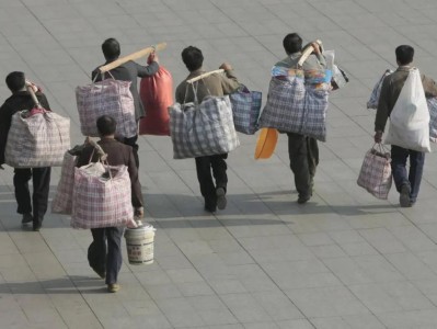 “他们为何不愿放弃农村户口？”背后是一场城乡关系的静默倒转