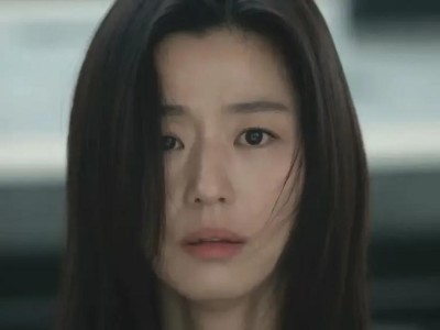 全智贤彻底不装了？塌房其实早有迹可循……